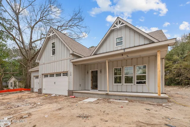 $563,900 | 205 Telluride Court, Aberdeen, NC 28315