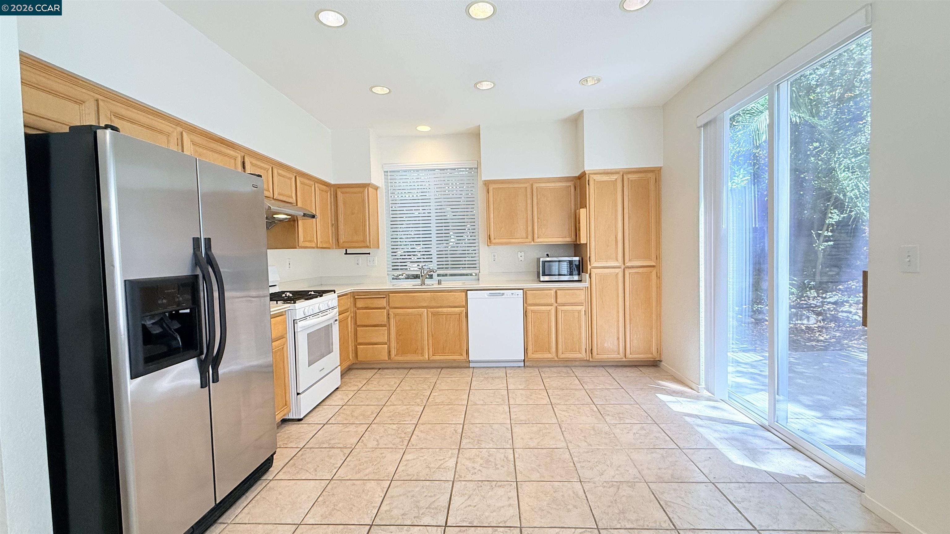 1023 Vista Pointe Circle San Ramon, CA 94582 - Photo 11 of 41