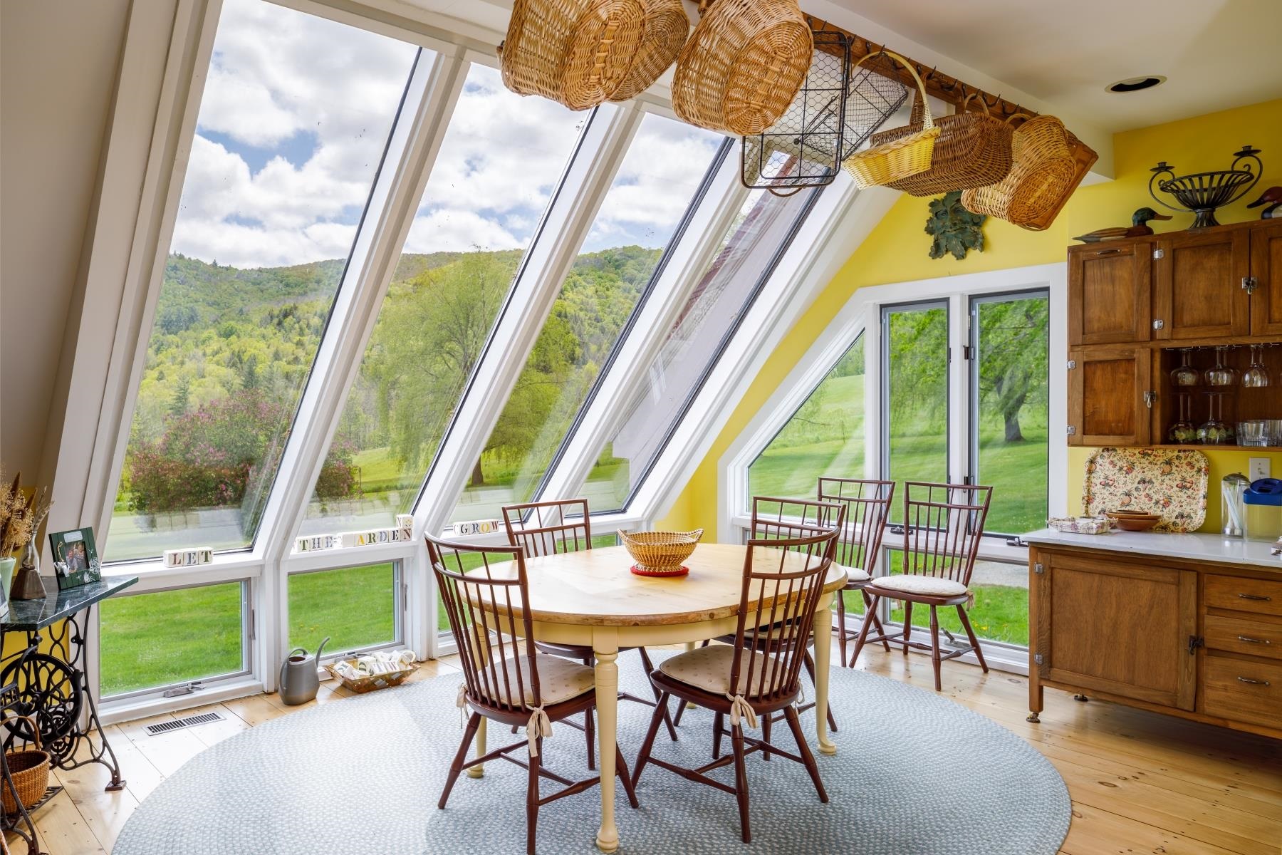 3702 Liberty Hill Road Pittsfield, VT 05762 - Photo 11 of 40 Gallery Image 11