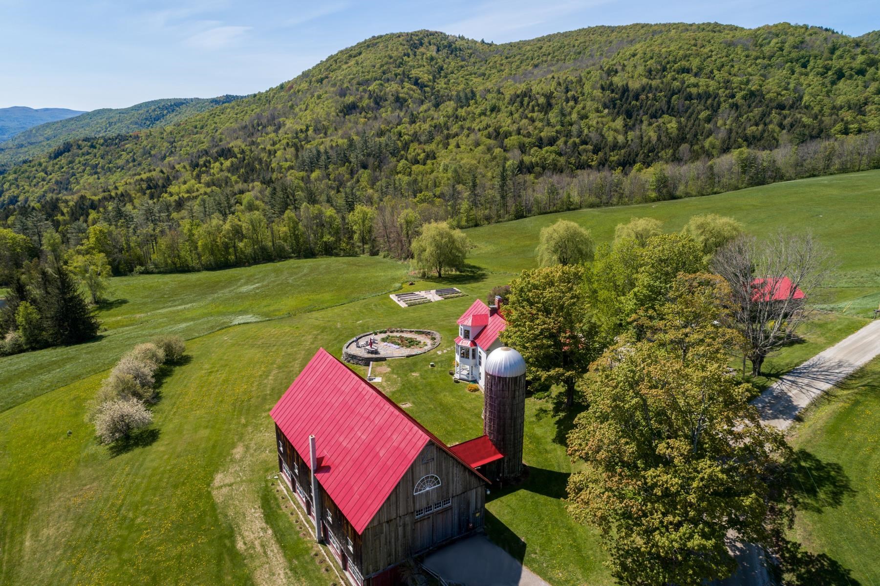 3702 Liberty Hill Road Pittsfield, VT 05762 - Photo 35 of 40 Gallery Image 35