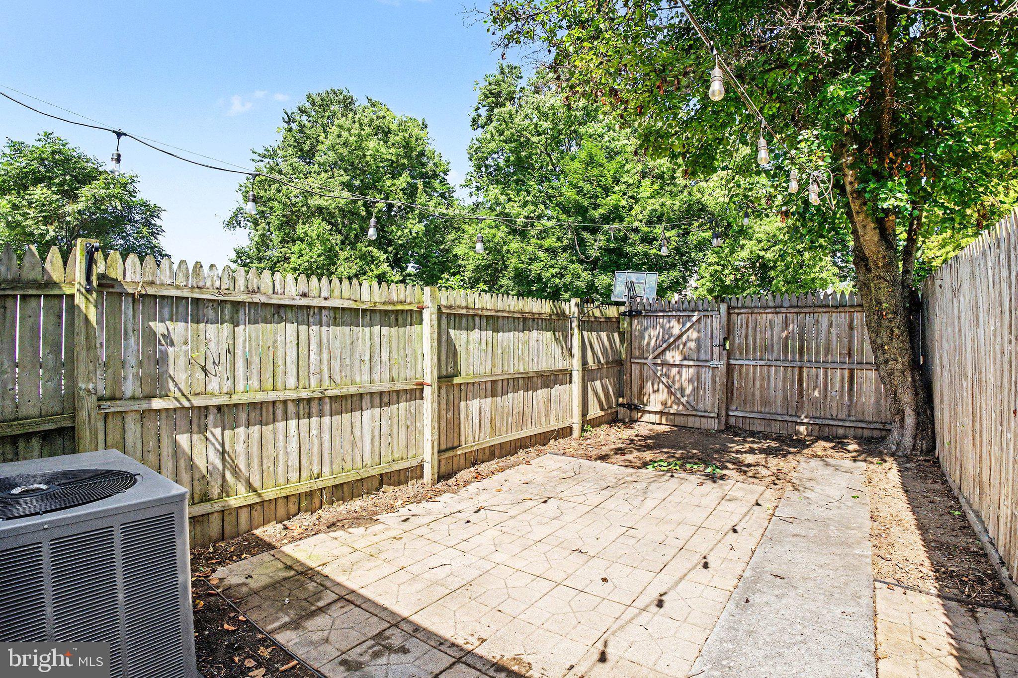 235 Perry Street Columbia, PA 17512 - Photo 25 of 29