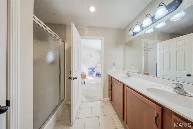 $274,900 | 122 Lyle Curtis Circle, Waynesville, MO 65583