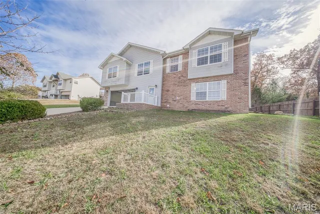 $274,900 | 122 Lyle Curtis Circle, Waynesville, MO 65583