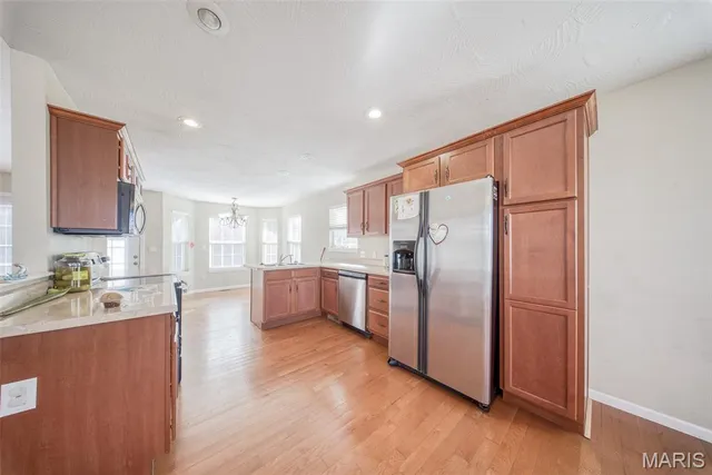 $274,900 | 122 Lyle Curtis Circle, Waynesville, MO 65583