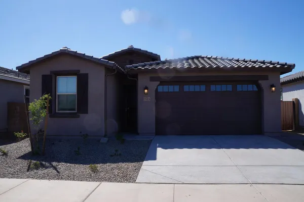 $2,790 | 25704 South 231st Street, Queen Creek, AZ 85142