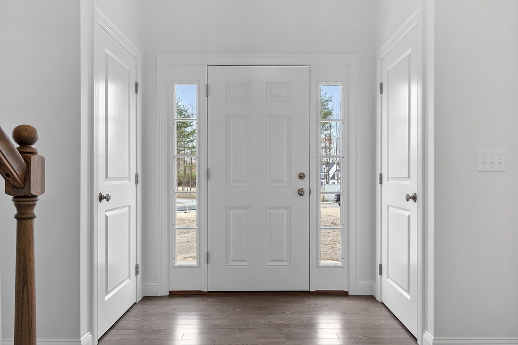 7 Robinson Road Pepperell, MA 01463 - Photo 6 of 30