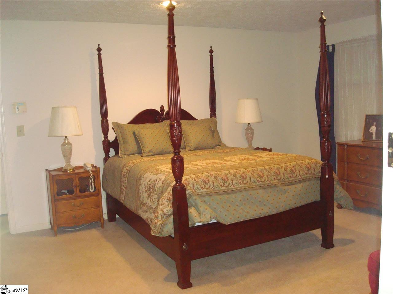 110 Hummingbird Ridge Greenville, SC 29605 - Photo 10 of 13 Gallery Image 10