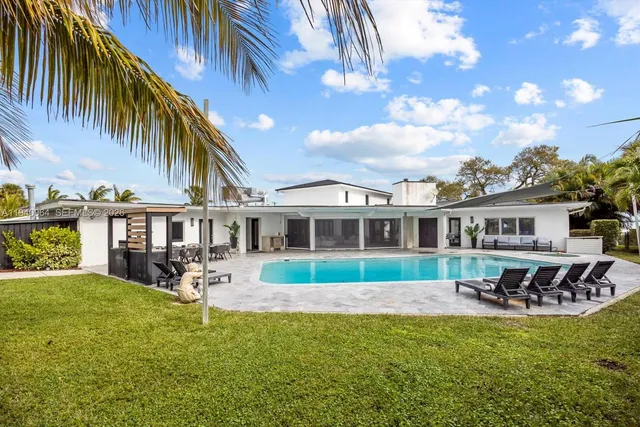 $2,299,999 | 2611 South Indian River Drive, Fort Pierce, FL 34950