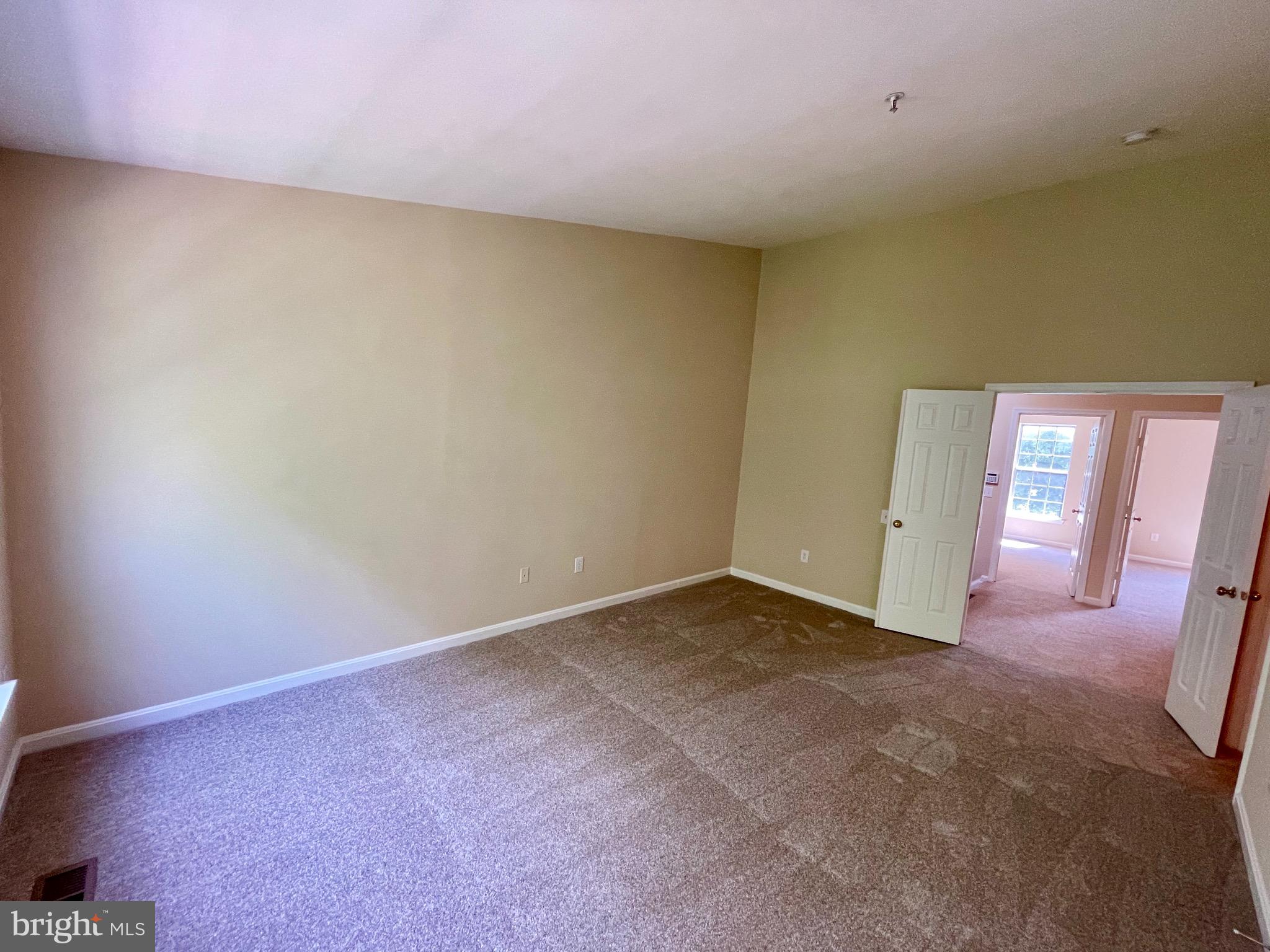 2425 Copper Mountain Terrace Silver Spring, MD 20906 - Photo 14 of 27 Primary Bedroom