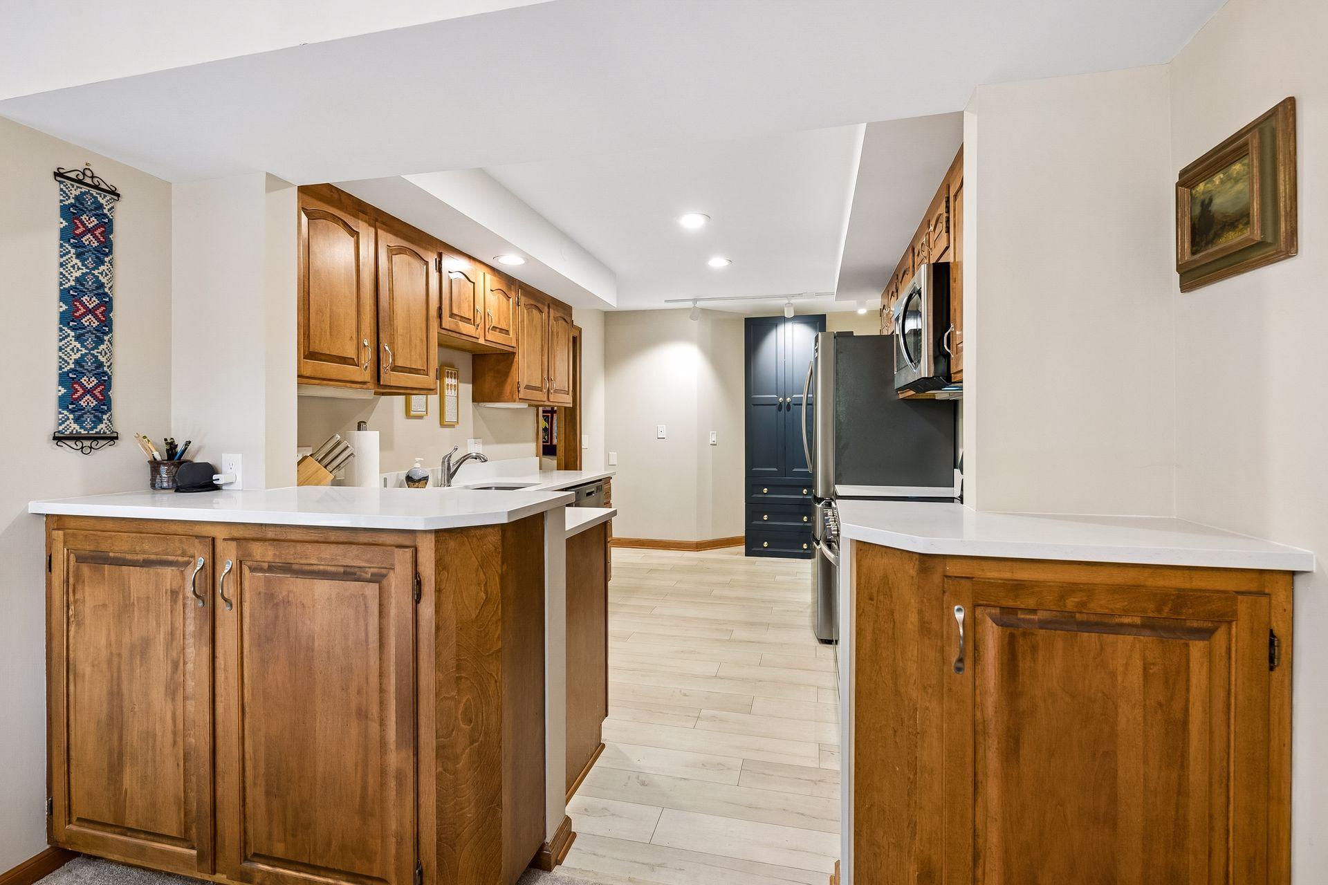 5501 Dewey Hill Road, Unit 140 Edina, MN 55439 - Photo 4 of 61