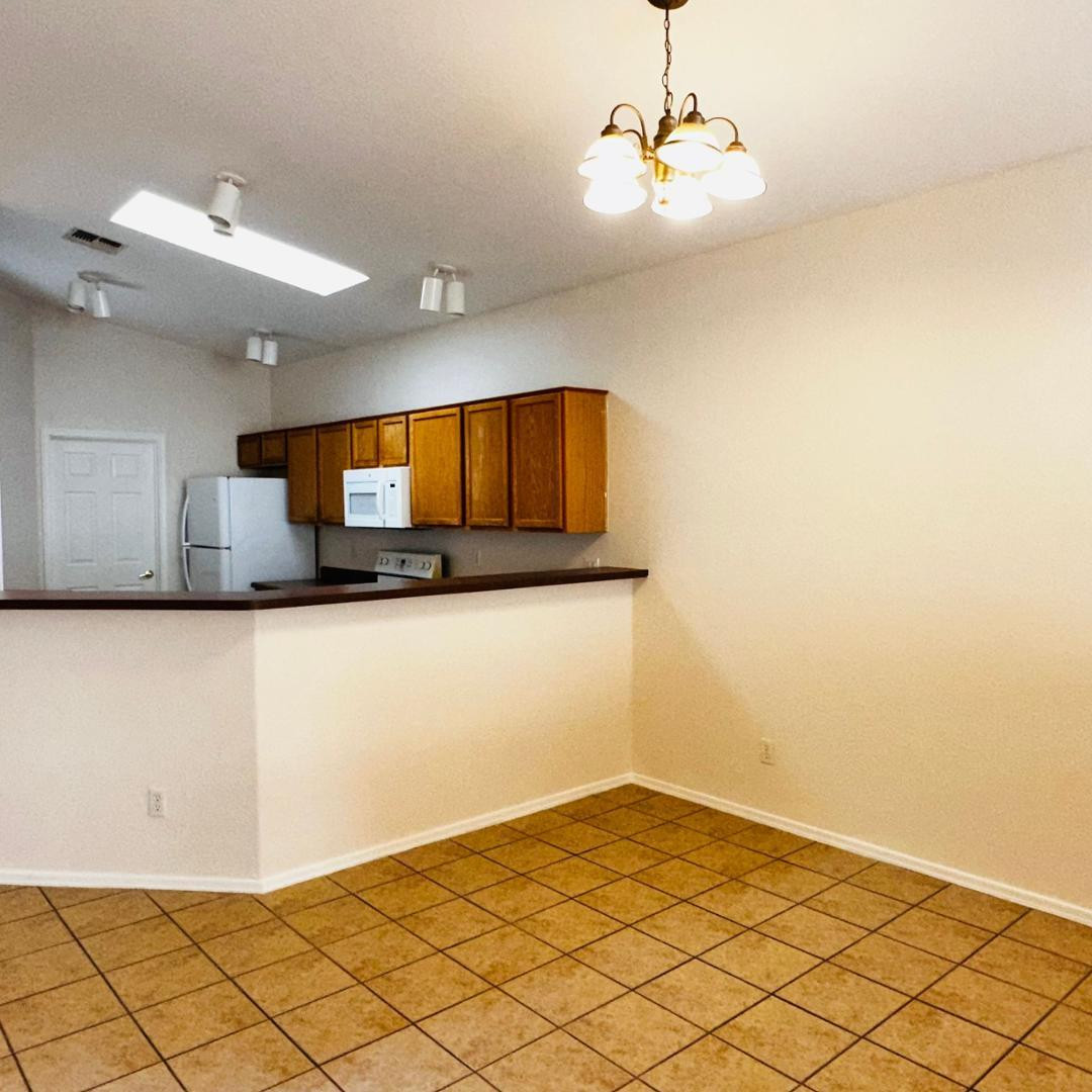 949 South Racine Lane Gilbert, AZ 85296 - Photo 2 of 22 Photo #2