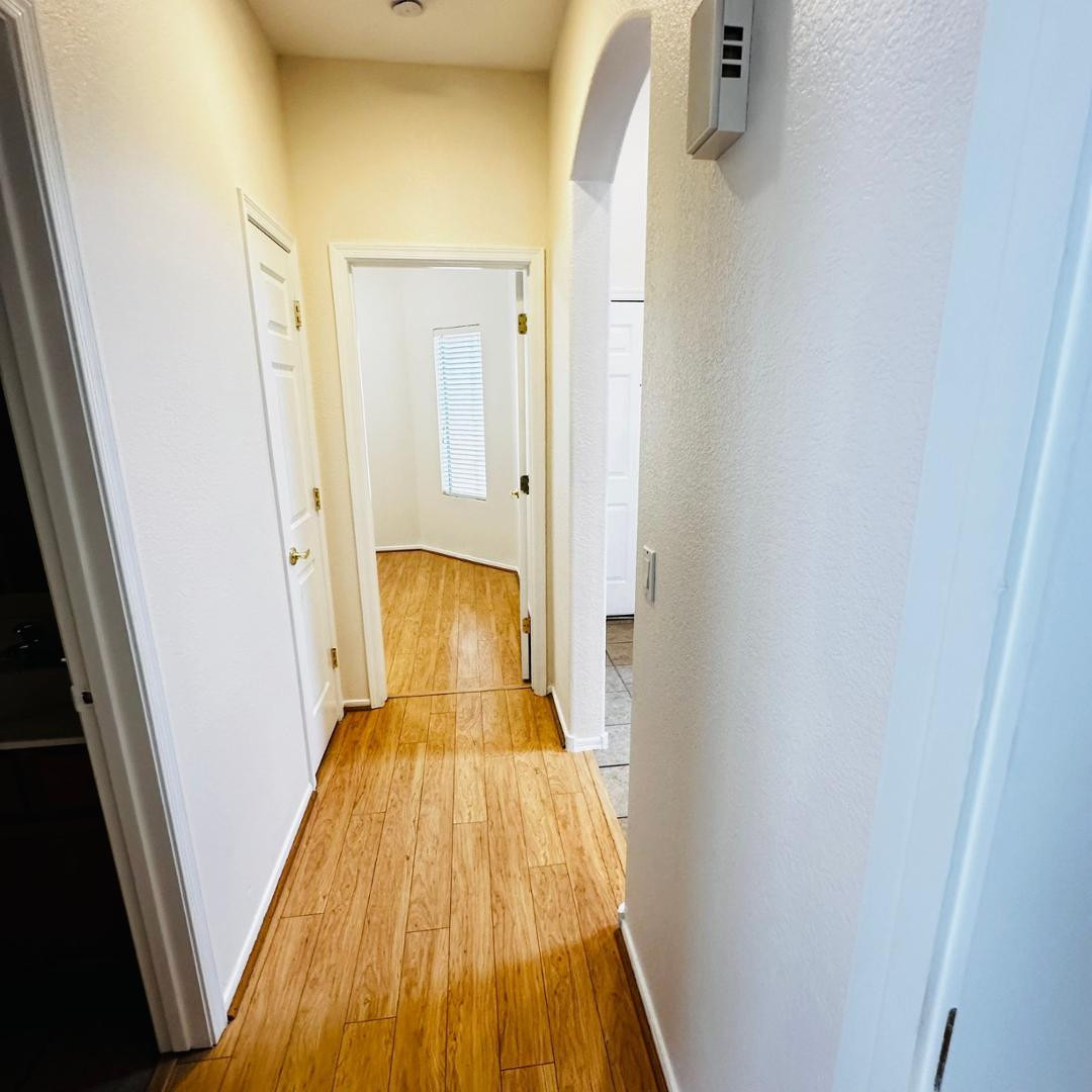 949 South Racine Lane Gilbert, AZ 85296 - Photo 10 of 22 Photo #10