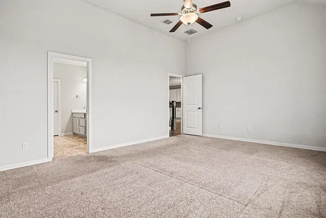 $3,000 | 10233 Fulgham Drive, Fort Worth, TX 76131