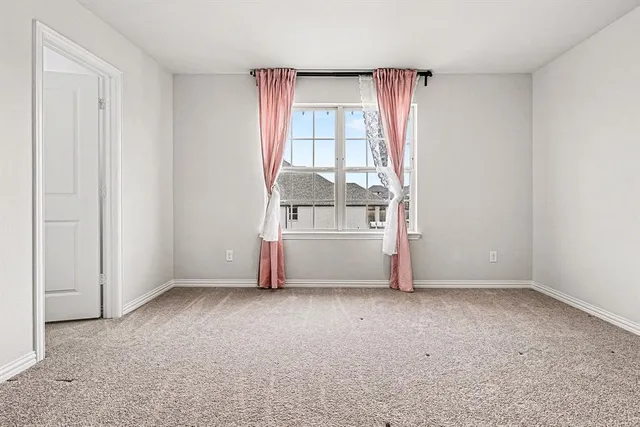 $3,000 | 10233 Fulgham Drive, Fort Worth, TX 76131