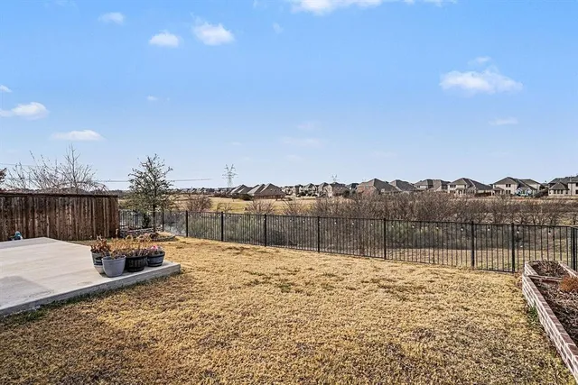 $3,000 | 10233 Fulgham Drive, Fort Worth, TX 76131