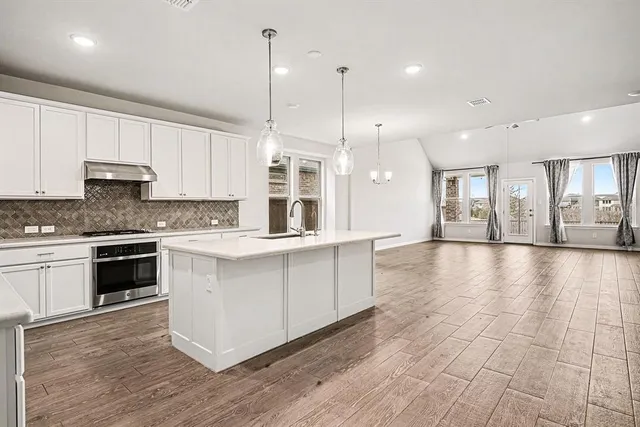 $3,000 | 10233 Fulgham Drive, Fort Worth, TX 76131