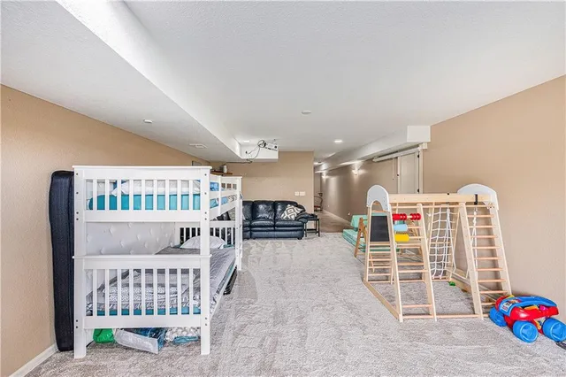 $287,500 | 11684 North Ewing Avenue, Kansas City, MO 64156