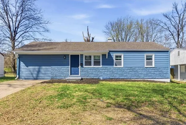 $220,000 | 2510 South Crescent Avenue, Independence, MO 64052