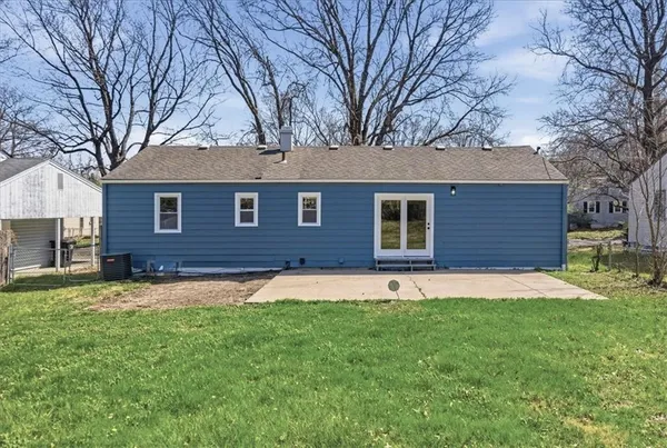 $220,000 | 2510 South Crescent Avenue, Independence, MO 64052