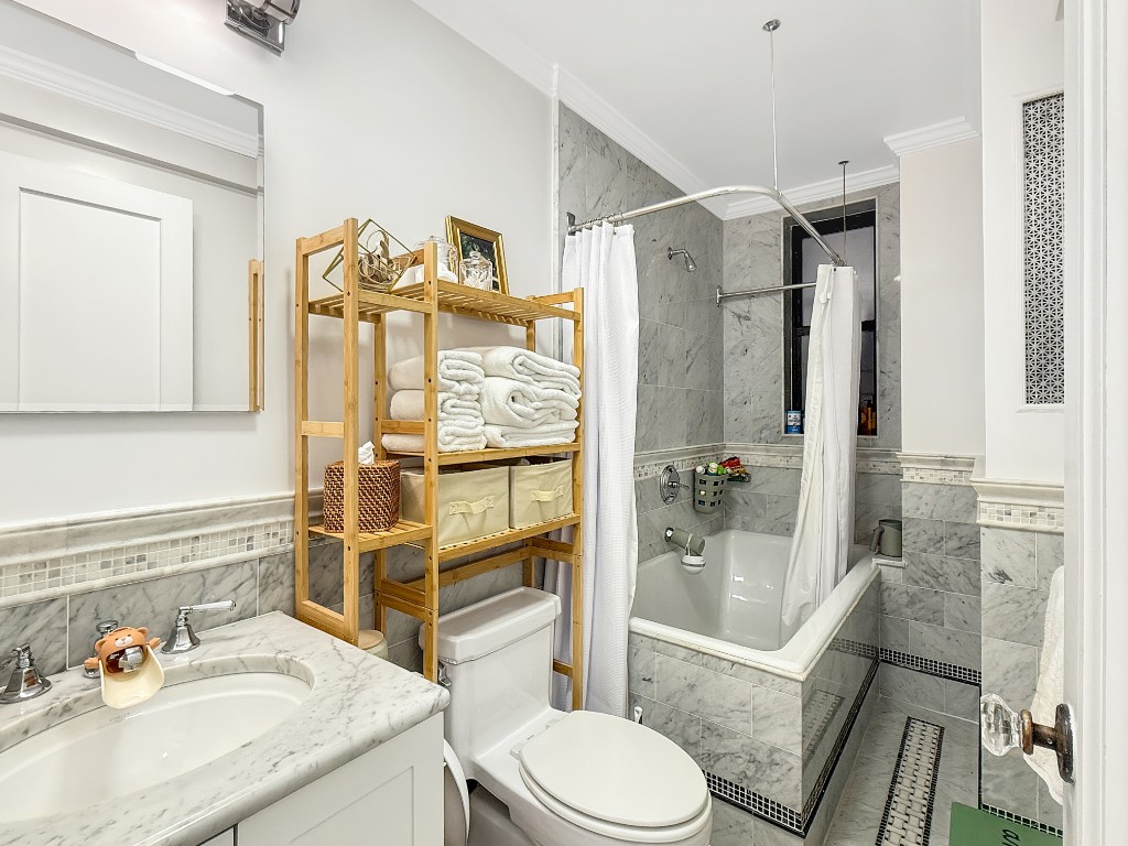 98 Riverside Drive, Unit 3C Manhattan, NY 10024 - Photo 9 of 16 Photo 9