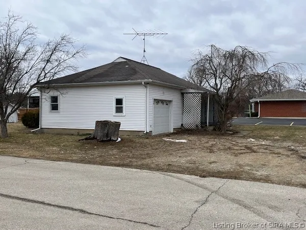 $99,900 | 706 North Main Street, Dunkirk, IN 47336