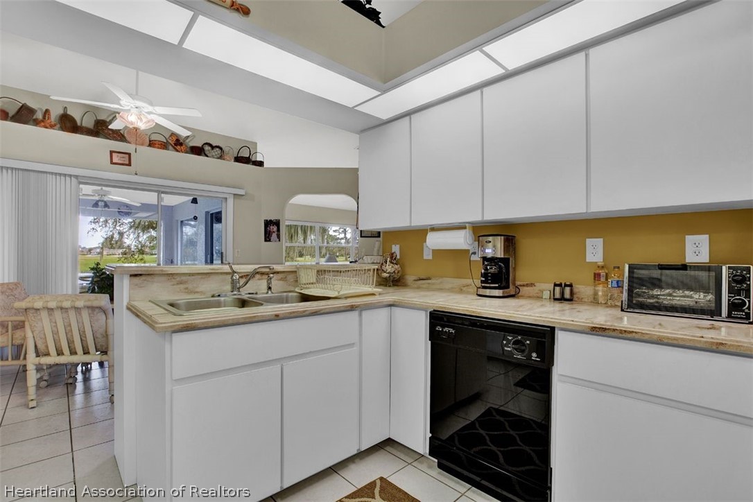 625 Lin Road Sebring, FL 33876 - Photo 5 of 35 Gallery Image 5