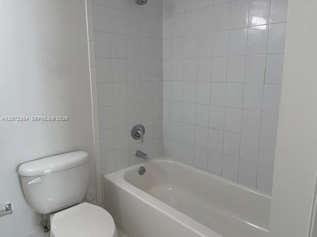 420 Southwest 12th Avenue, Unit 1004 Miami, FL 33130 - Photo 7 of 8 Gallery Image 7
