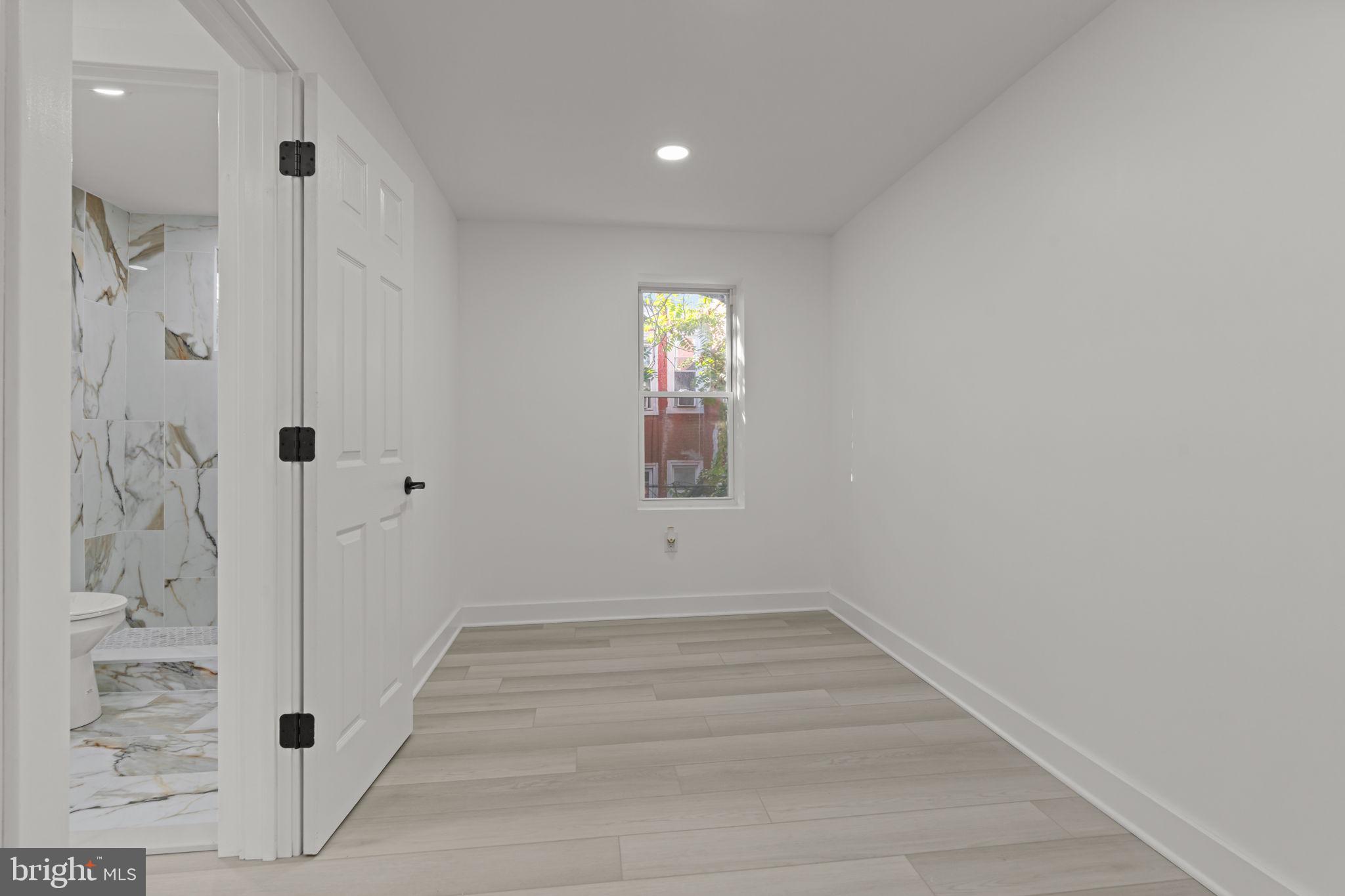 3422 Crystal Street Philadelphia, PA 19134 - Photo 5 of 19