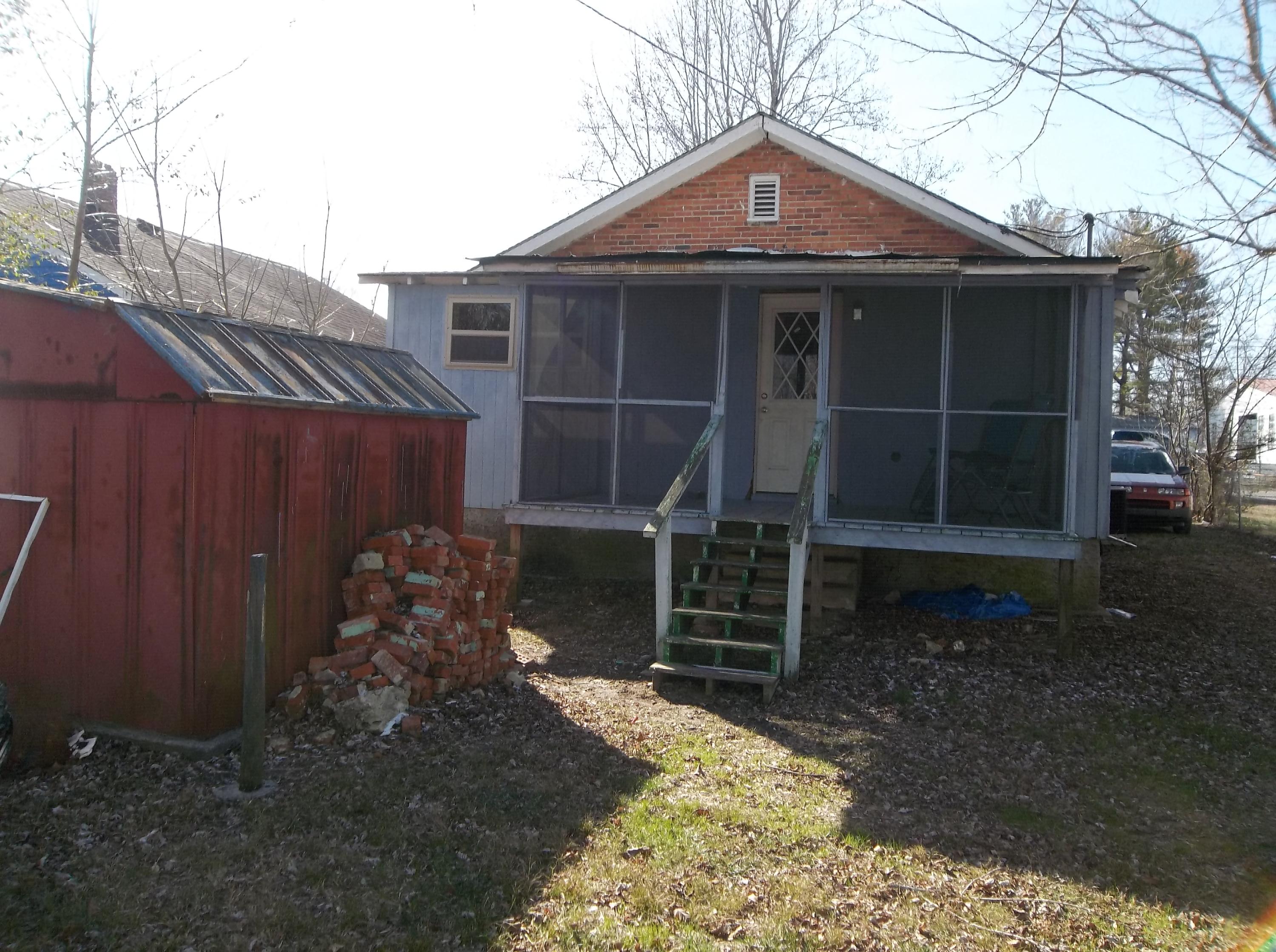 97 Spring Street Pikeville, TN 37367 - Photo 16 of 22 100_3768