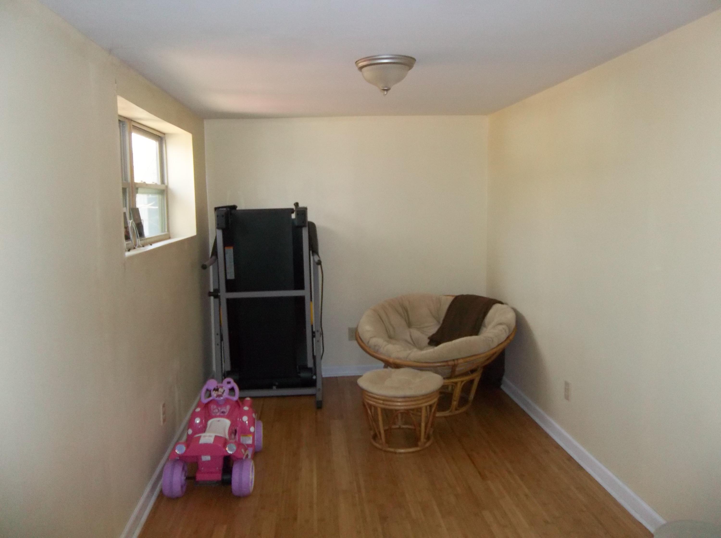 97 Spring Street Pikeville, TN 37367 - Photo 9 of 22 100_3761