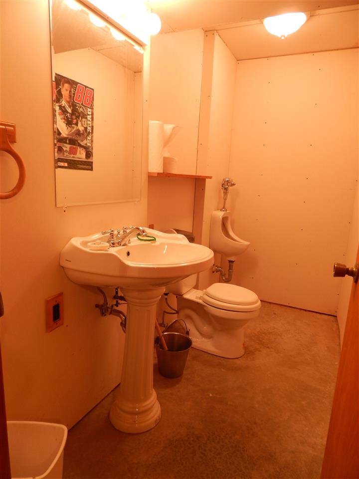 1349 Woodlawn Road Lee, IL 60530 - Photo 19 of 23 Gallery Image 19