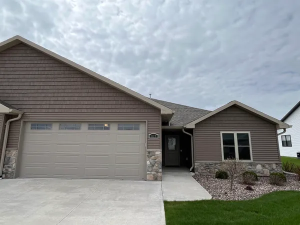 $429,000 | 613 Hammen Court, Kaukauna, WI 54130