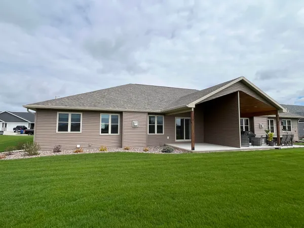 $429,000 | 613 Hammen Court, Kaukauna, WI 54130