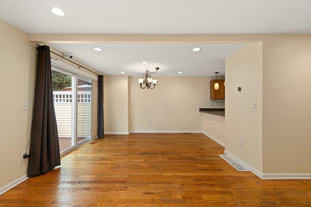 360 Littleton Road, Unit H5 Chelmsford, MA 01824 - Photo 10 of 32