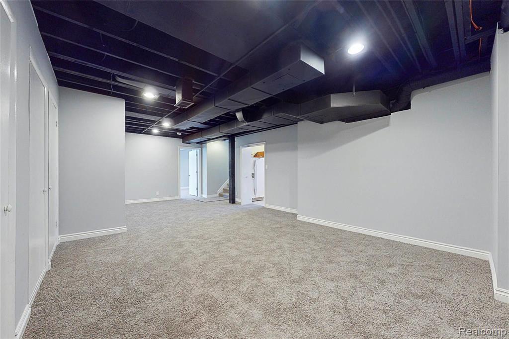 18244 Beverly Road Beverly Hills, MI 48025 - Photo 26 of 30