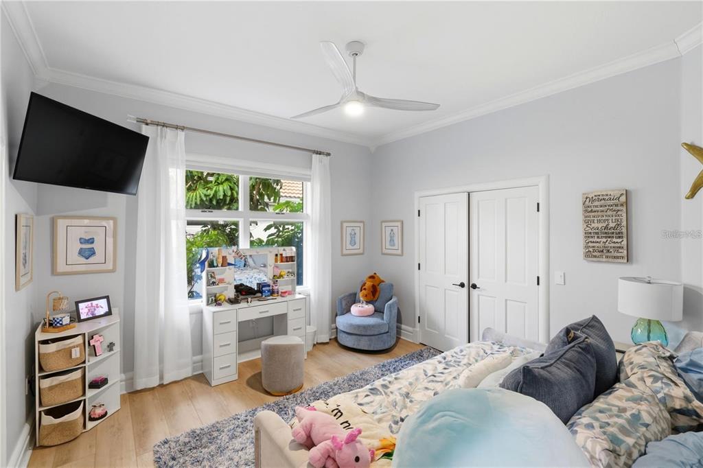 4034 Roberts Point Road Sarasota, FL 34242 - Photo 67 of 98 Gallery Image 67