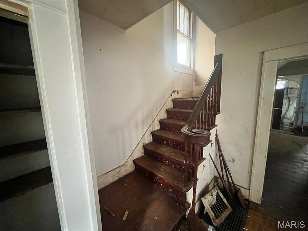 825 West Reed Street Moberly, MO 65270 - Photo 15 of 19