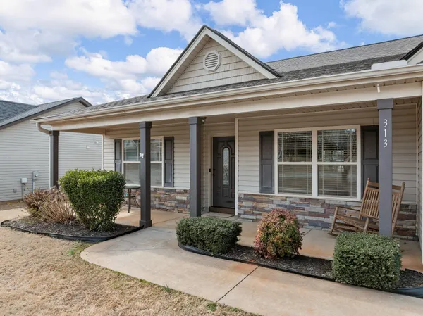 $315,000 | 313 Highland Spgs Loop, Inman, SC 29349