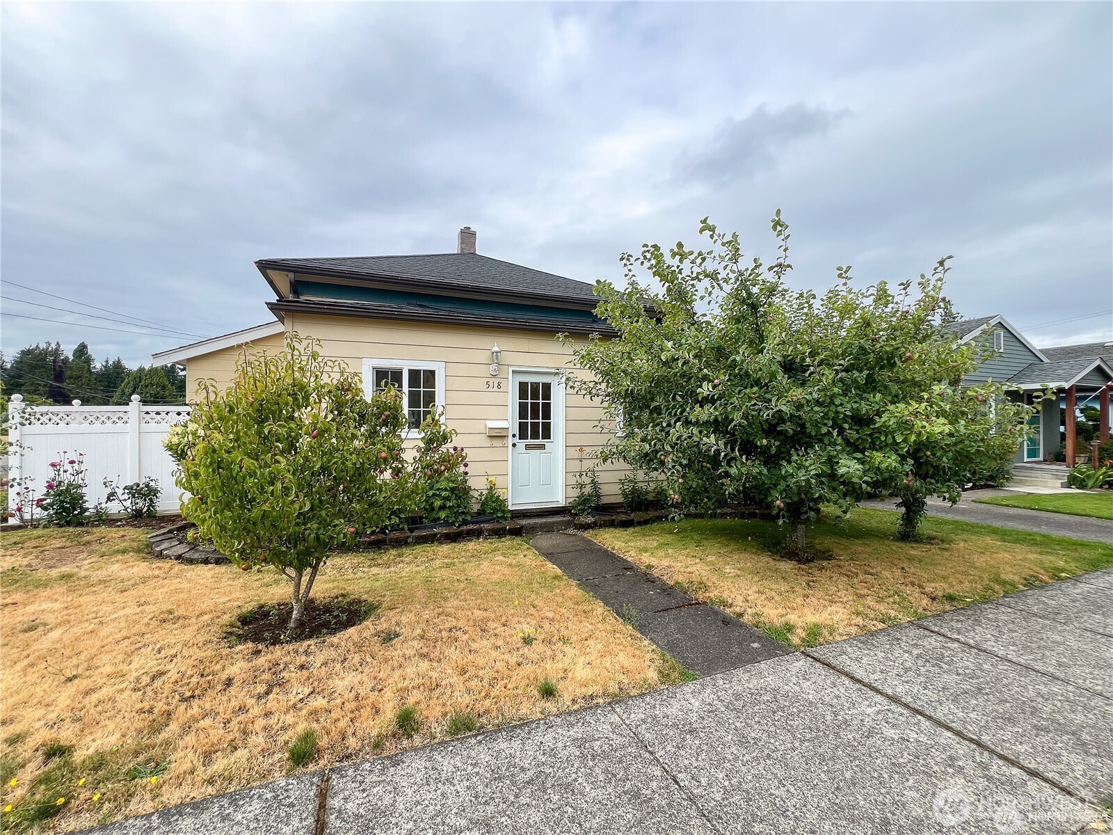 518 Edson Street Lynden, WA 98264 - Photo 24 of 31 a view of a house with a yard