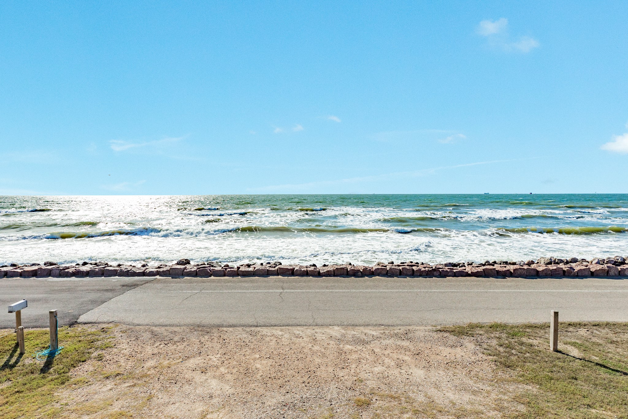 722 Beach Drive Surfside Beach, TX 77541 - Photo 31 of 34 a view of an ocean