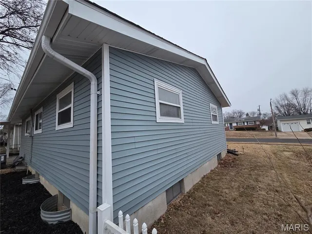 $230,000 | 310 Francisca Drive, Florissant, MO 63031