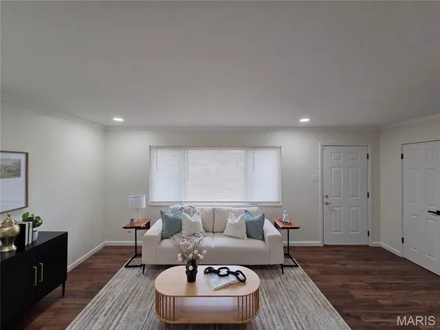 $228,000 | 310 Francisca Drive, Florissant, MO 63031