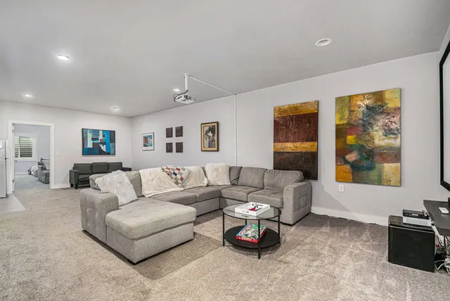 $399,000 | 704 Ottawa Court, Buchanan, MI 49107