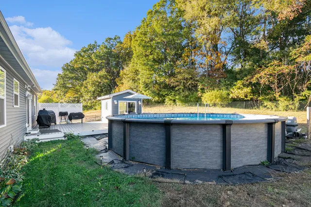 $399,000 | 704 Ottawa Court, Buchanan, MI 49107