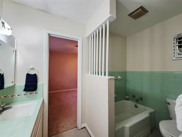 $2,150 | 1702 Ivie Lee Street, Baytown, TX 77520