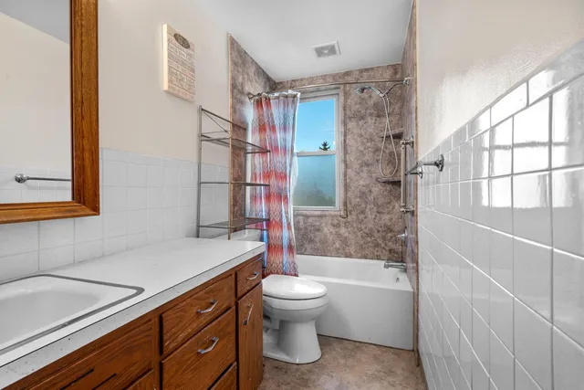 $250,000 | 313 South Mill Street, Hortonville, WI 54944