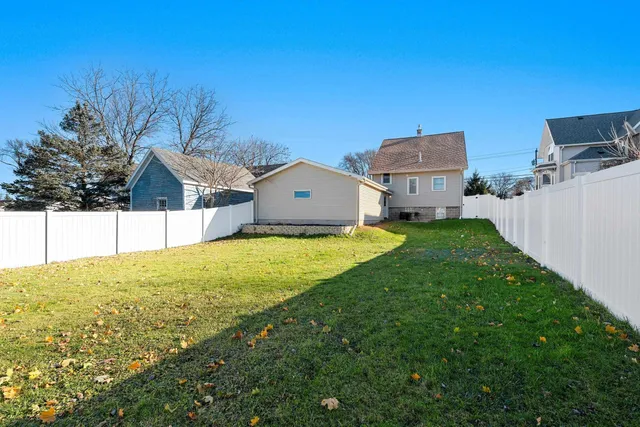 $247,500 | 313 South Mill Street, Hortonville, WI 54944