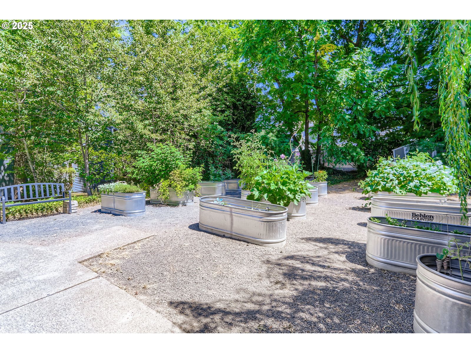 650 Southwest Meadow Drive, Unit 106 Beaverton, OR 97006 - Photo 24 of 29