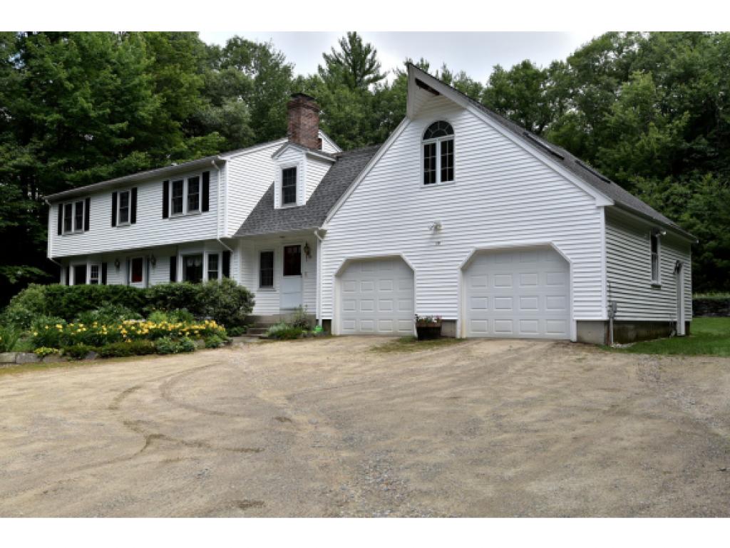 30 Boston Post Road Amherst, NH 03031 - Photo 2 of 35