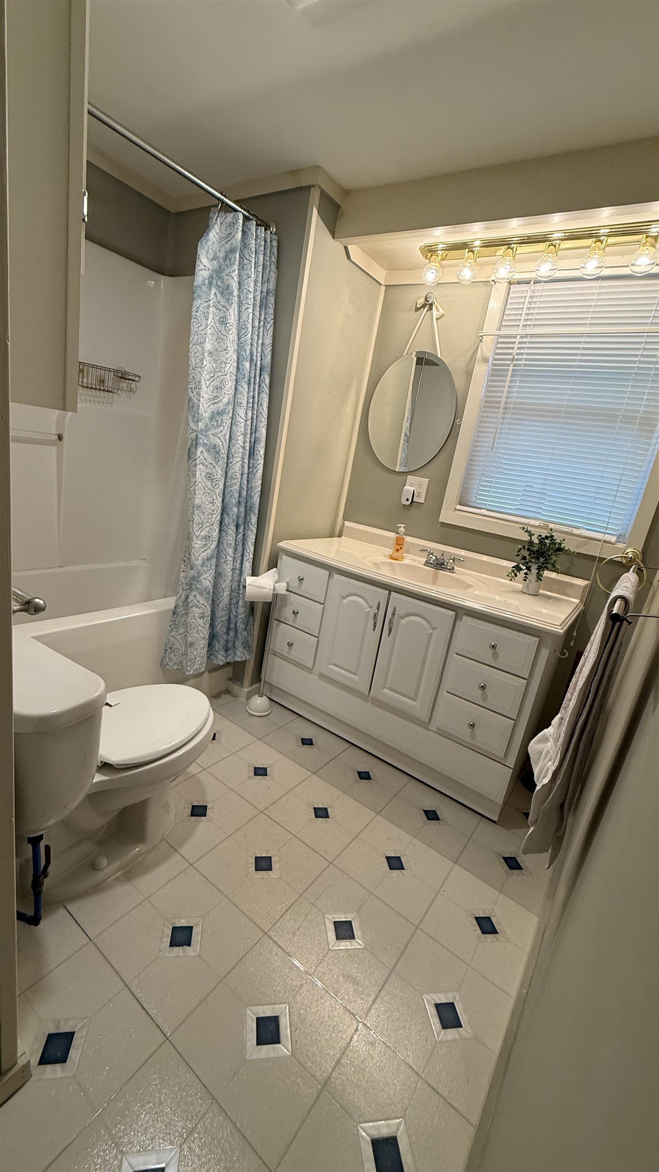 40 Hampton Road, Unit C24 Exeter, NH 03833 - Photo 26 of 26 Gallery Image 26